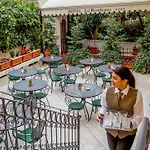Hotell La Residenza 4*