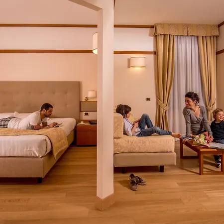 Hotel La Residenza 4*