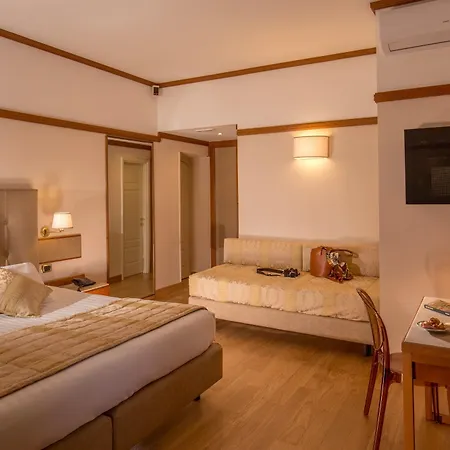 Hotel La Residenza 4*
