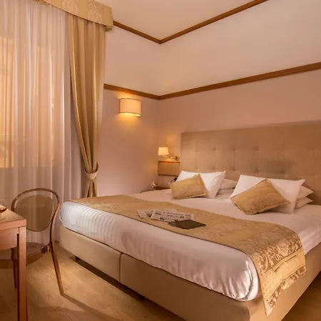 Ξενοδοχείο La Residenza 4*