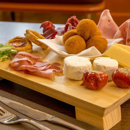 فندق لا ريزيدنتسا